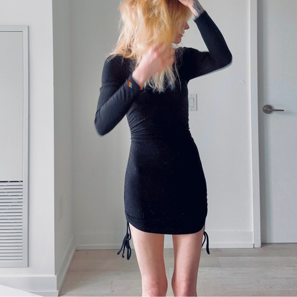 Steve Madden Mini Bodycon Small Black Cinch-Tie Long-sleeved Dress - Picture 2 of 11